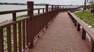 Wood Plastic Composite Railings: A Perfect Combination of Eco-Friendliness and Design
